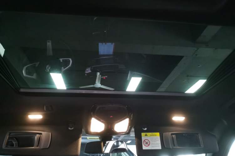 Used BMW 5 Series 2019 525i M Sport Package Headliner