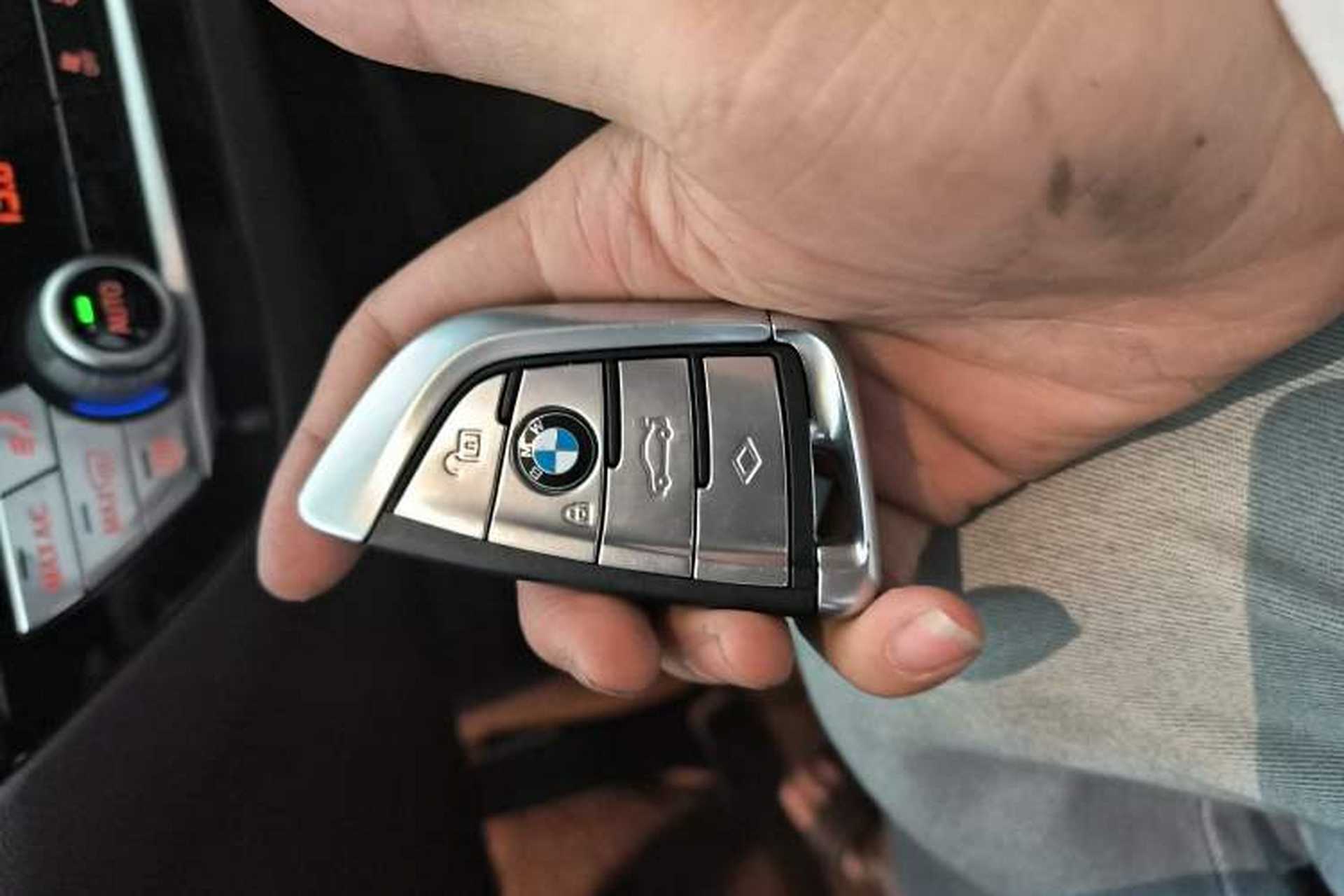 Used BMW 5 Series 2019 525Li Luxury Package Interior 1