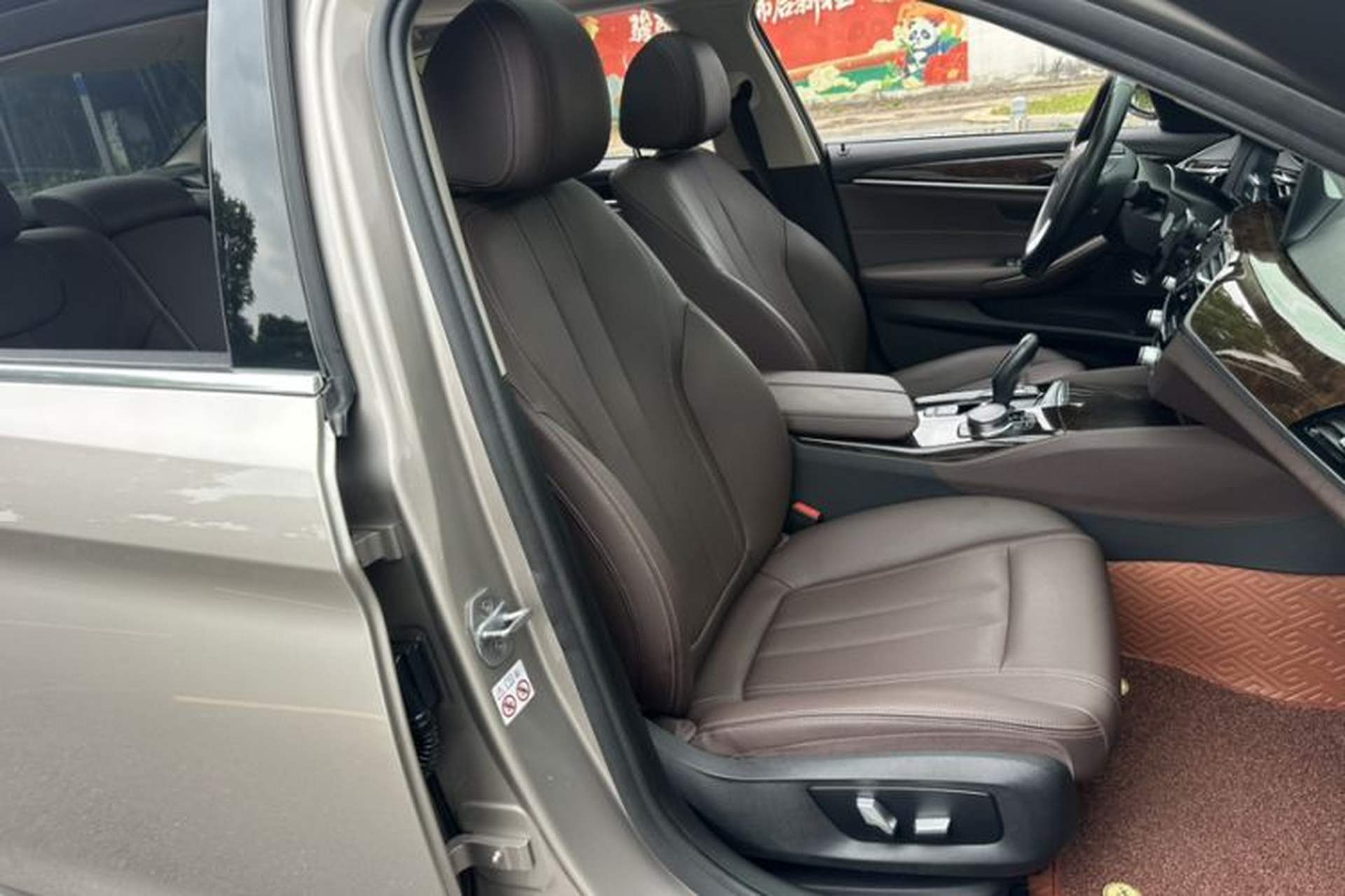 Used BMW 5 Series 2019 525Li Luxury Package Interior 6