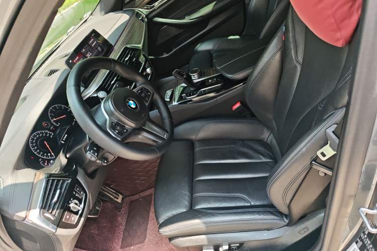 Used BMW 5 Series 2019 530i M Sport Package Left Front Seat