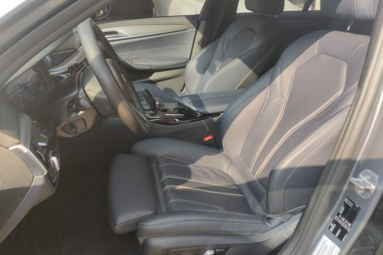 Used BMW 5 Series 2019 Restyled 525i M Sport Package Left Front Seat
