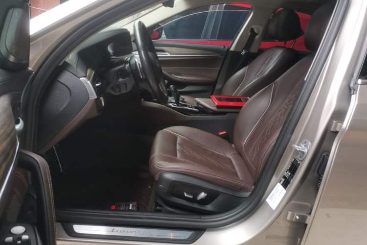 Used BMW 5 Series 2019 530Li Luxury Edition Premium Package Left Front Seat