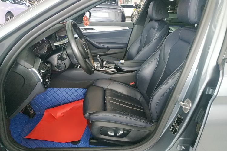 Used BMW 5 Series 2019 Restyled 525i M Sport Package Left Front Seat