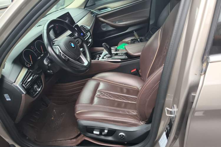 Used BMW 5 Series 2019 530Li Leading Model Luxury Package Left Front Seat