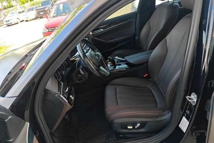 Used BMW 5 Series 2019 525Li M Sport Package Left Front Seat