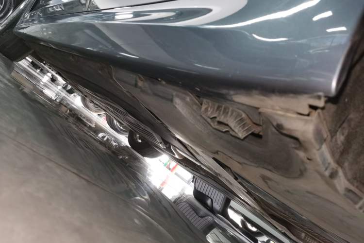 Used BMW 5 Series 2019 525i M Sport Package Left Side Sill