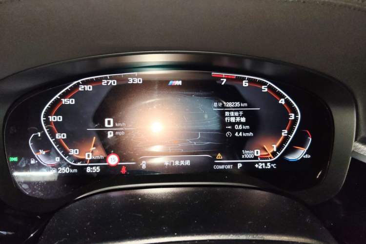 Used BMW 5 Series 2019 Restyled 540i M Sport Package Odometer Close Up