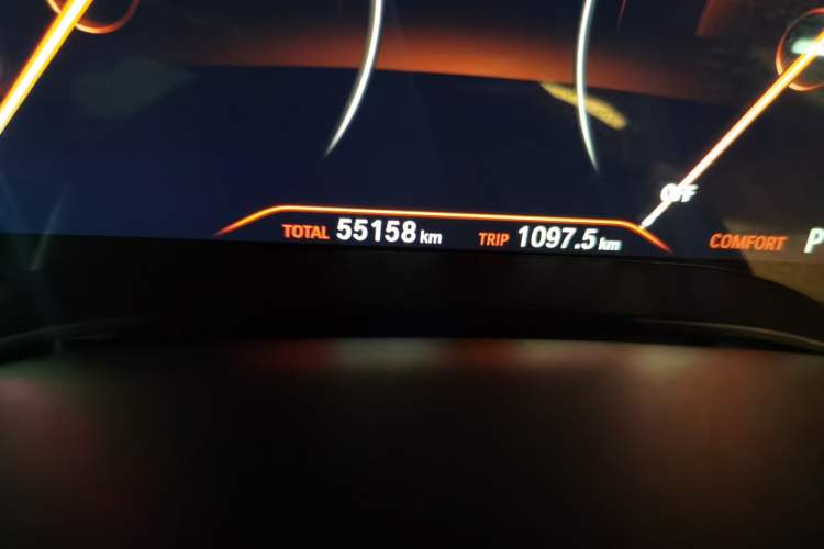 Used BMW 5 Series 2019 Restyled 525i M Sport Package Odometer Close Up