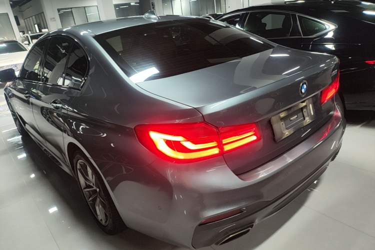 Used BMW 5 Series 2019 Restyled 525i M Sport Package Rear Left 45 Deg