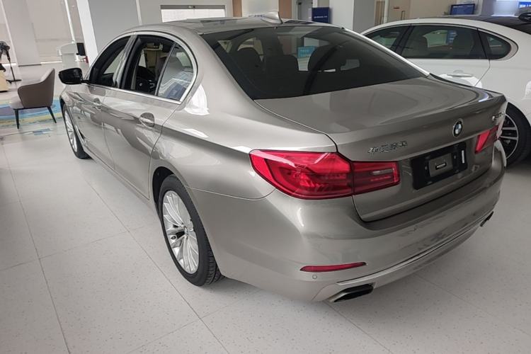 Used BMW 5 Series 2019 Facelifted 530Li Leading Edition Luxury Package Rear Left 45 Deg
