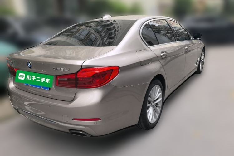 Used BMW 5 Series 2019 Facelifted 525Li Luxury Package Rear Right 45 Deg