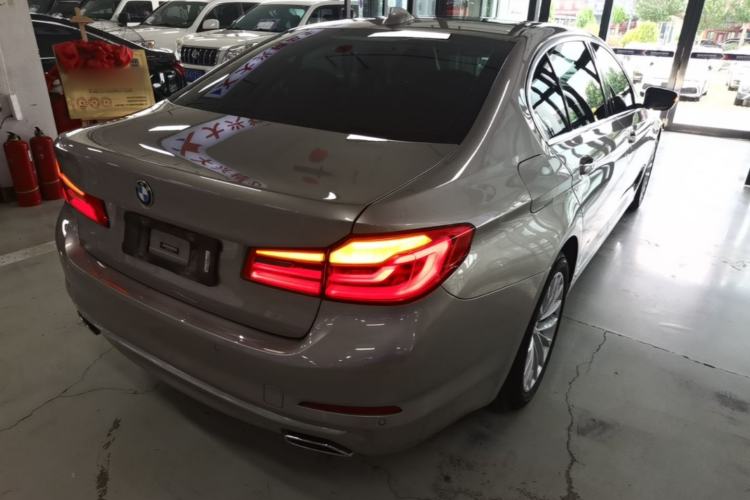 Used BMW 5 Series 2019 530Li xDrive Luxury Package Rear Right 45 Deg
