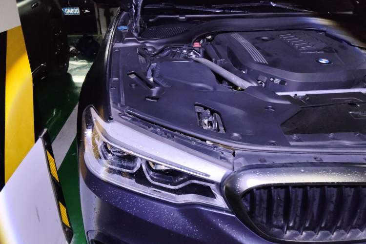 Used BMW 5 Series 2019 Restyled 540i M Sport Package Right Front Headlight