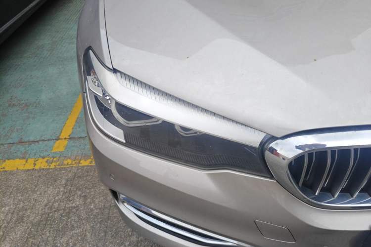 Used BMW 5 Series 2019 525Li Luxury Package Right Front Headlight