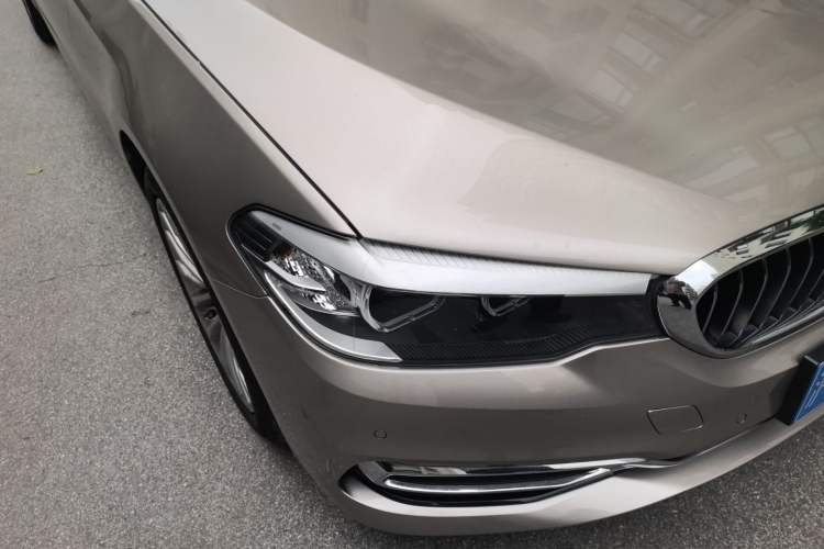 Used BMW 5 Series 2019 Facelifted 525Li Luxury Package Right Front Headlight