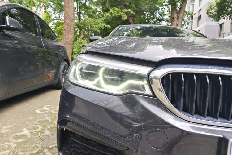 Used BMW 5 Series 2019 530i M Sport Package Right Front Headlight