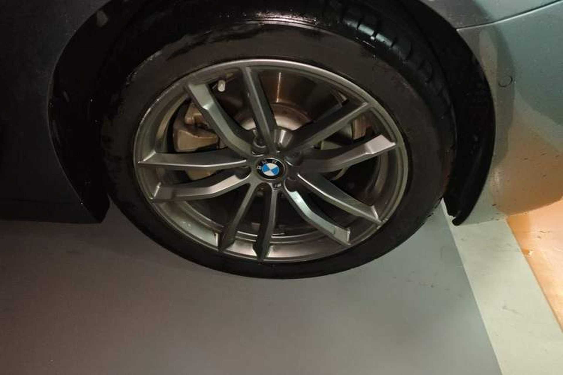 Used BMW 5 Series 2019 525i M Sport Package Right Front Wheel Hub