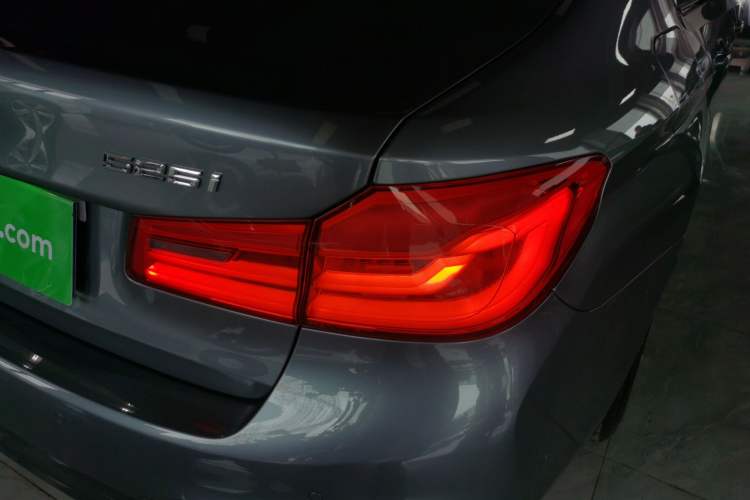 Used BMW 5 Series 2019 525i M Sport Package Right Rear Taillight