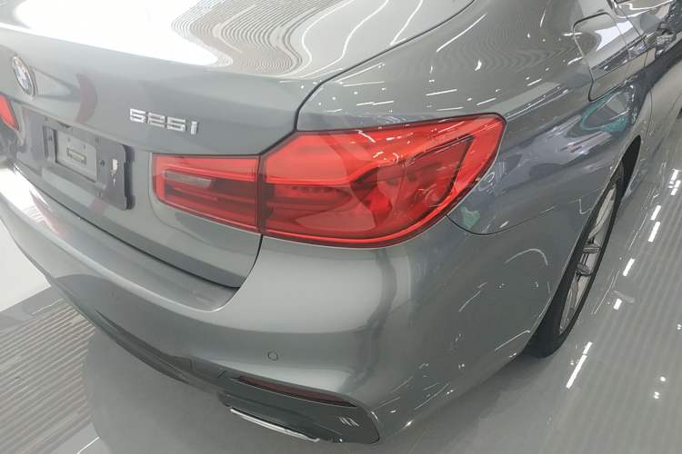 Used BMW 5 Series 2019 Restyled 525i M Sport Package Right Rear Taillight
