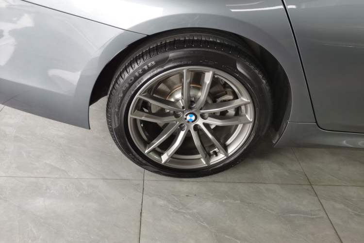 Used BMW 5 Series 2019 525i M Sport Package Right Rear Wheel Hub