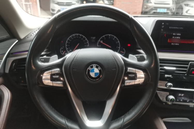 Used BMW 5 Series 2019 530Li Luxury Edition Premium Package Steering Wheel