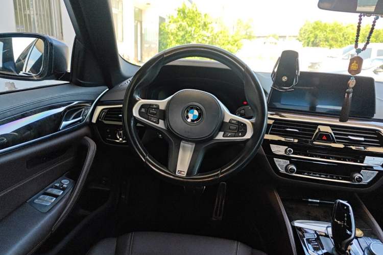 Used BMW 5 Series 2019 525Li M Sport Package Steering Wheel