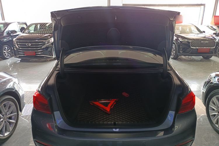 Used BMW 5 Series 2019 525i M Sport Package Trunk