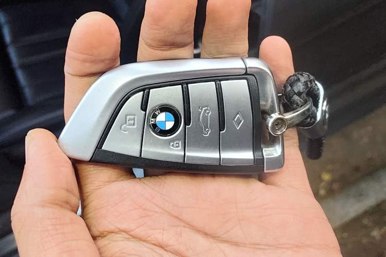 Used BMW 5 Series 2019 Restyled 525i M Sport Package Vehicle Key