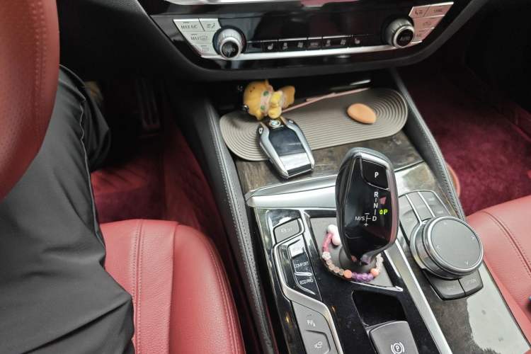 Used BMW 5 Series 2019 530Li xDrive M Sport Package Gear Lever