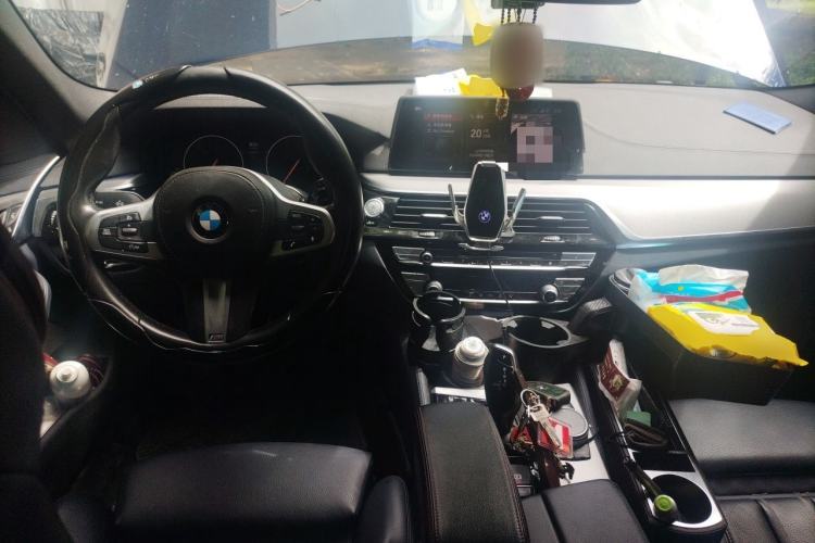 Used BMW 5 Series 2019 525i M Sport Package Center Console