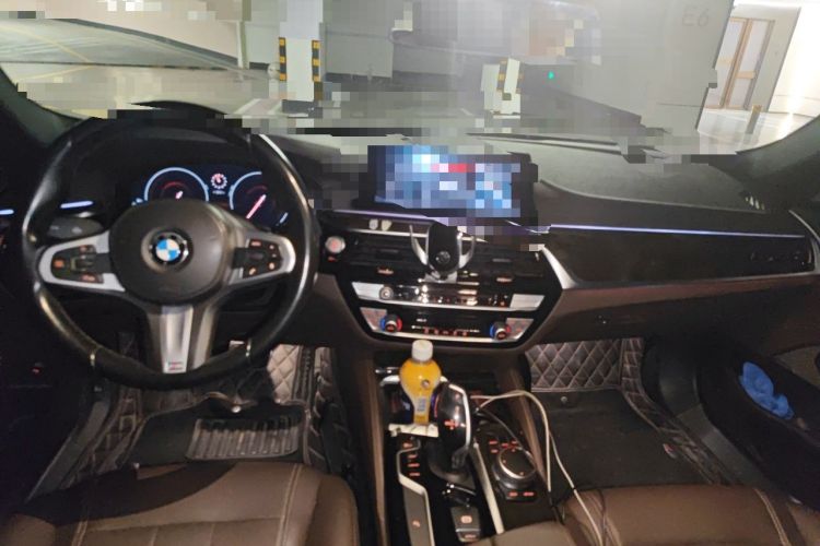 Used BMW 5 Series 2019 525Li M Sport Package Center Console