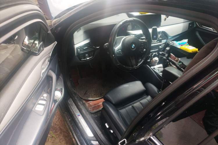 Used BMW 5 Series 2019 525i M Sport Package Driver Seat