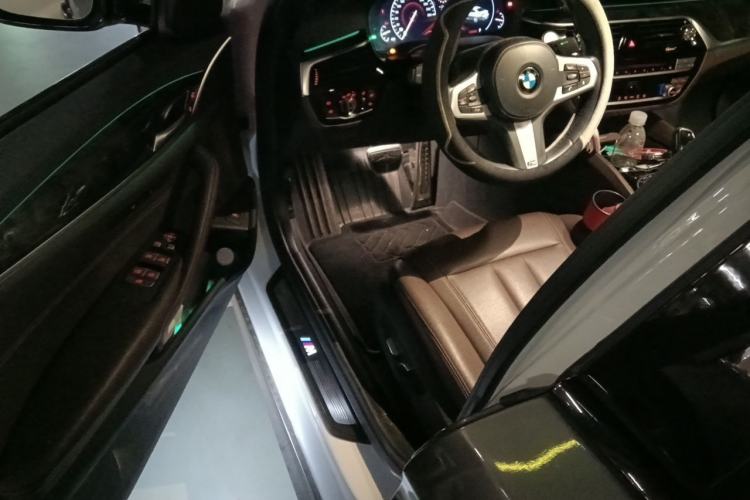 Used BMW 5 Series 2019 525Li M Sport Package Driver Seat
