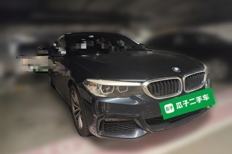 Used BMW 5 Series 2019 525Li M Sport Package Front Right 45 Deg