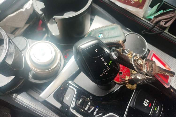 Used BMW 5 Series 2019 525i M Sport Package Gear Lever