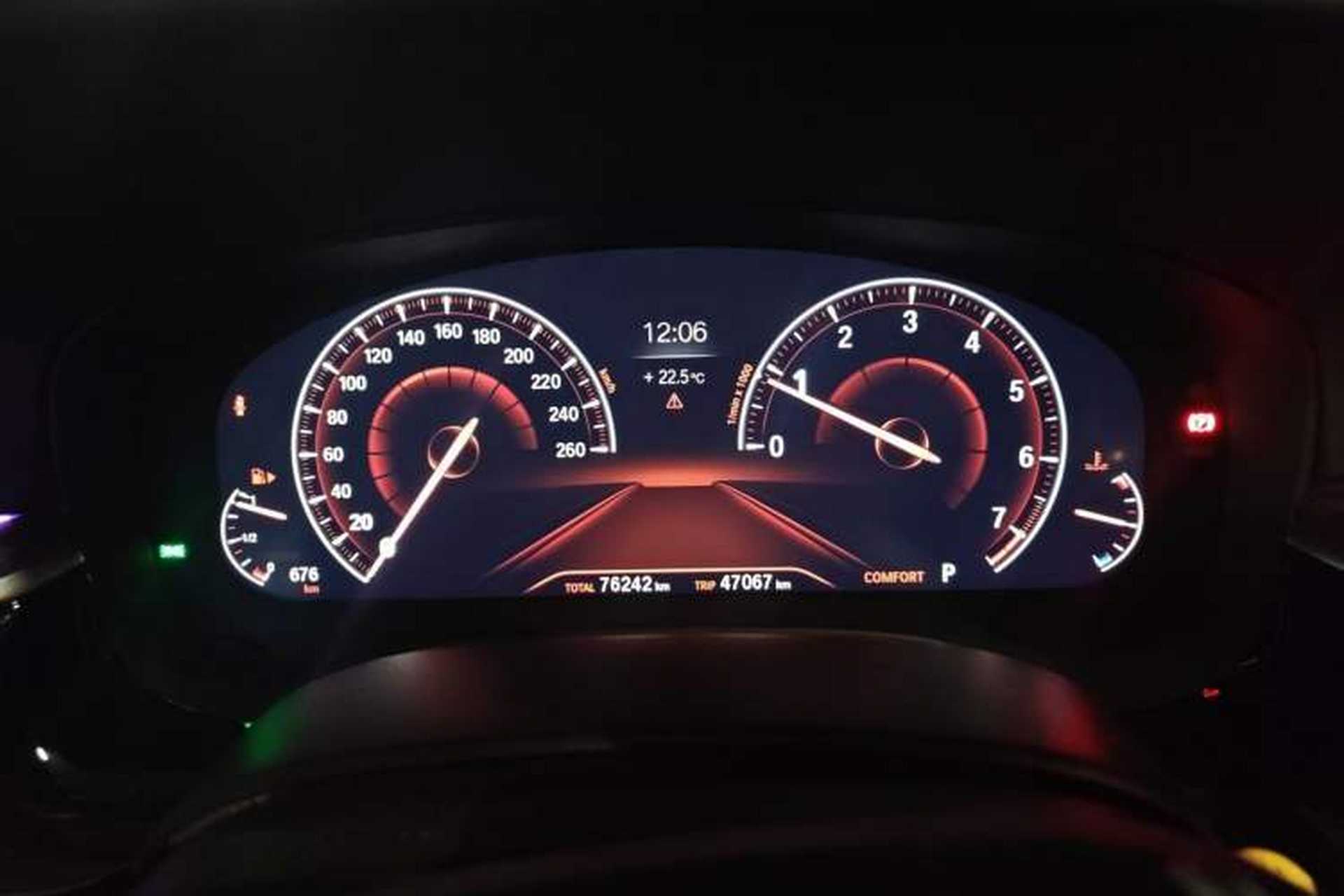 Used BMW 5 Series 2019 530Li Leading Model Luxury Package Odometer Close Up