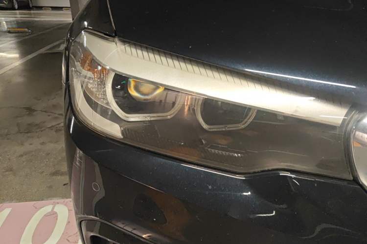 Used BMW 5 Series 2019 525Li M Sport Package Right Front Headlight