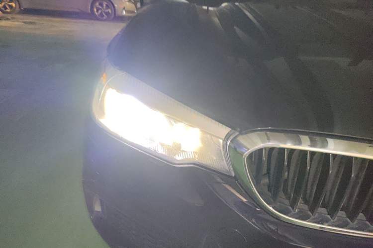 Used BMW 5 Series 2019 525Li M Sport Package Right Front Headlight