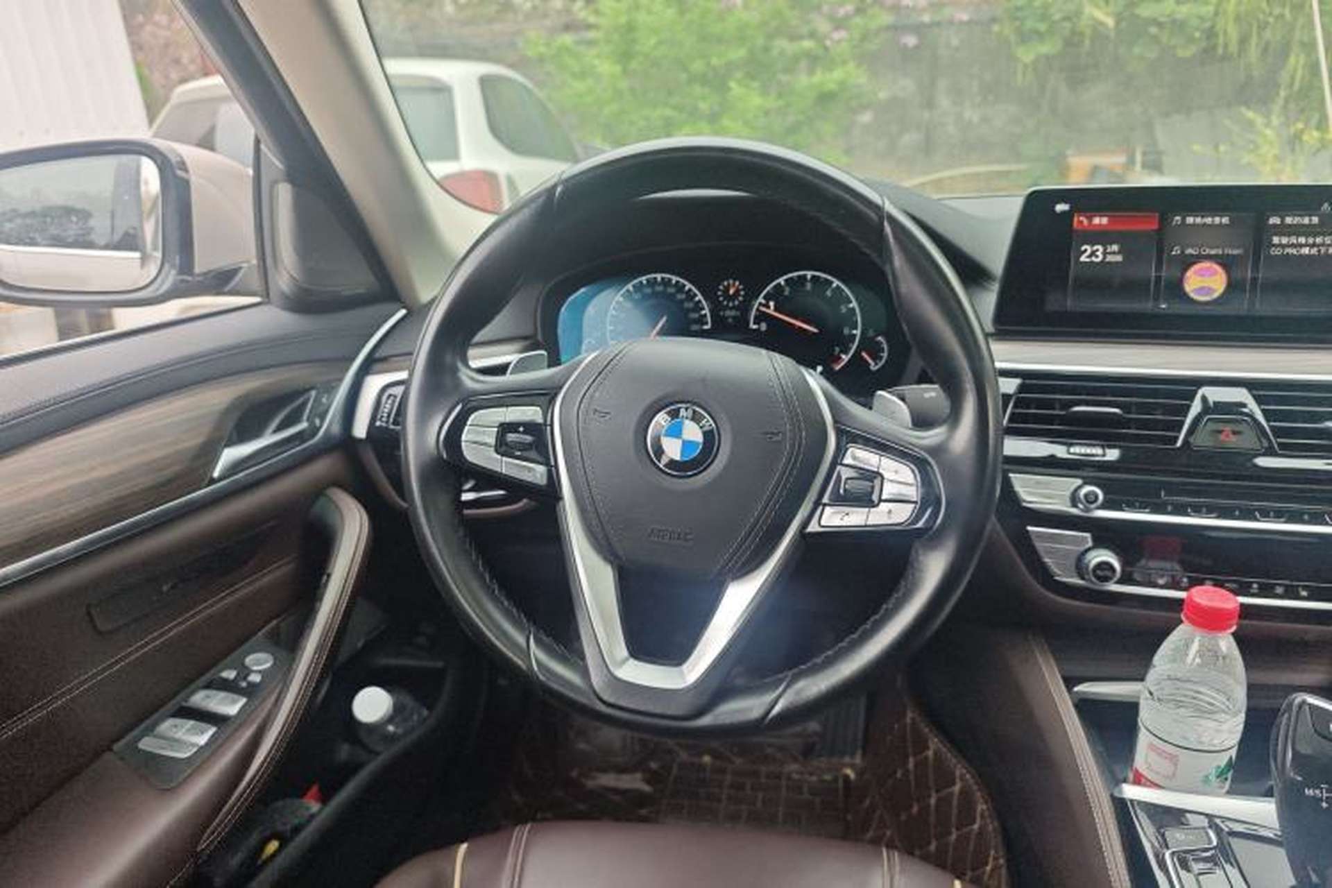 Used BMW 5 Series 2019 530Li Leading Model Luxury Package Steering Wheel