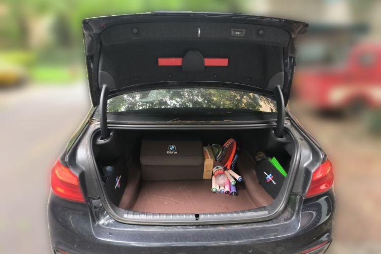 Used BMW 5 Series 2019 525Li M Sport Package Trunk