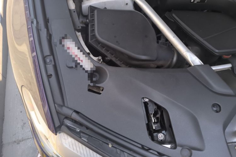 Used BMW 5 Series 2019 525Li M Sport Package Engine Bay Right