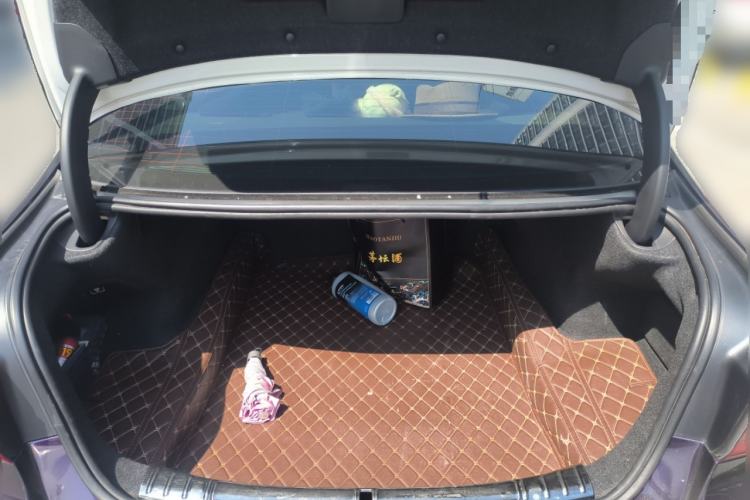 Used BMW 5 Series 2019 525Li M Sport Package Trunk
