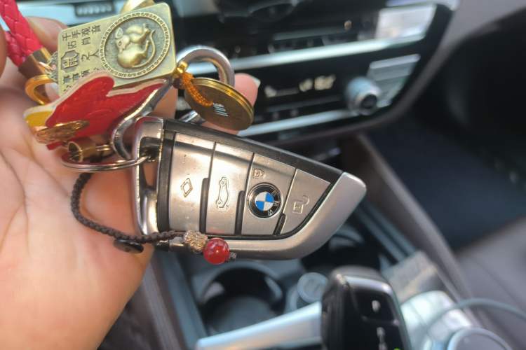 Used BMW 5 Series 2019 525Li M Sport Package Vehicle Key