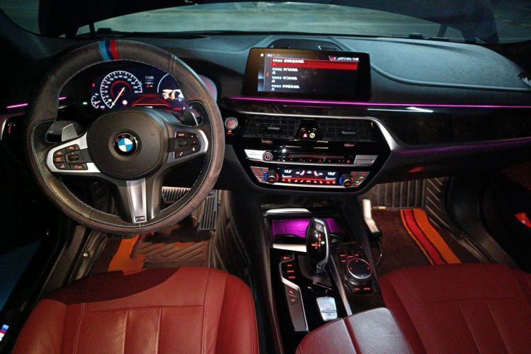 Used BMW 5 Series 2019 Restyled 530Li Luxury Edition M Sport Package Center Console