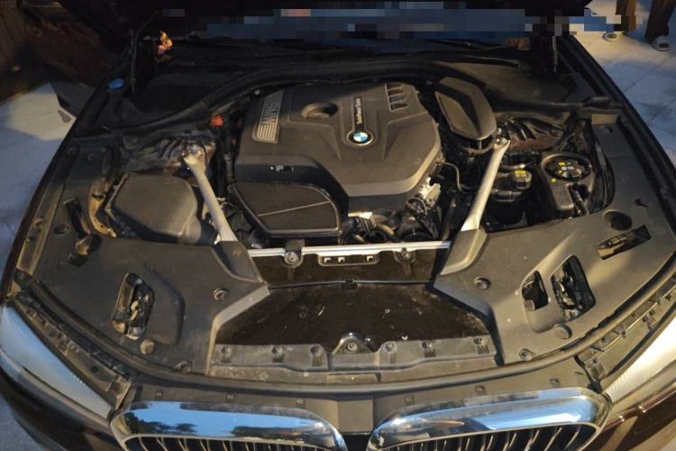Used BMW 5 Series 2019 530Li Leading Model Luxury Package Engine Bay