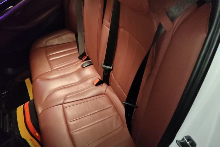 Used BMW 5 Series 2019 Facelifted 530Li Leading Edition M Sport Package Left Rear Seat