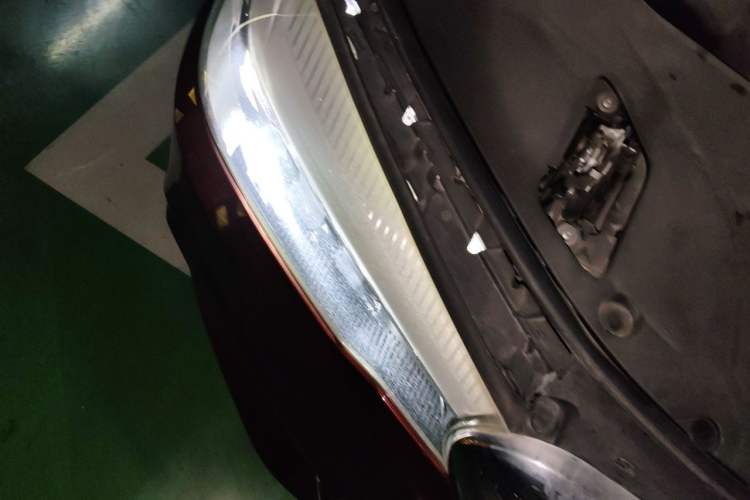 Used BMW 5 Series 2019 Facelifted 530Li Leading Edition M Sport Package Right Front Headlight