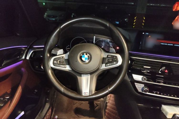 Used BMW 5 Series 2019 Facelifted 530Li Leading Edition M Sport Package Steering Wheel