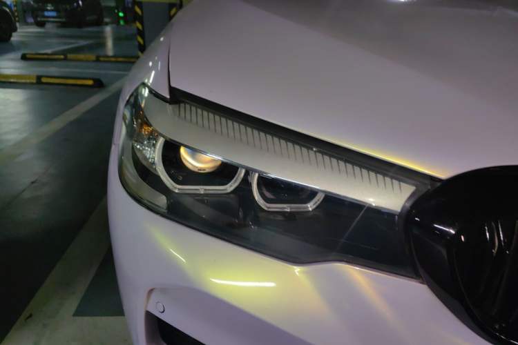Used BMW 5 Series 2019 Restyled 525Li M Sport Package Right Front Headlight