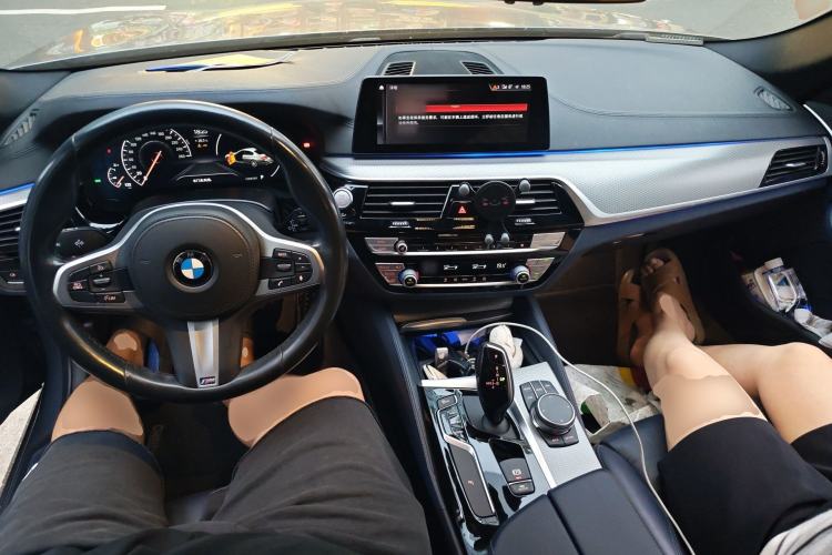 Used BMW 5 Series 2019 Restyled 525i M Sport Package Center Console